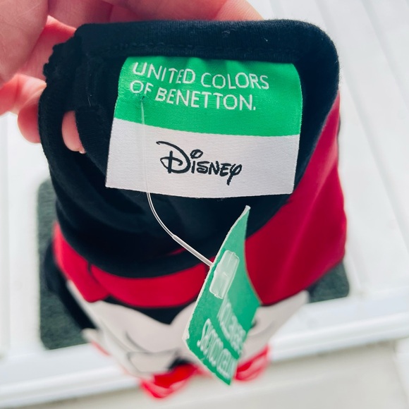 use Disney unites colors of Benetton size 12-18moths - Picture 3 of 5